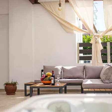 La Vie Est Belle - Ialysos, Rhodes * Rhodes City